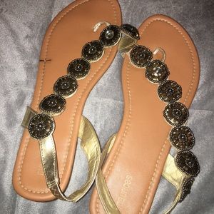 Size 10 Maurice’s sandals